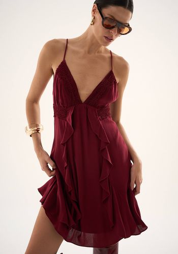 VESTIDO CURTO OLÍVIA VINHO