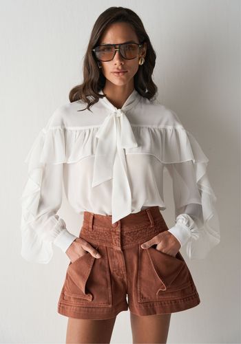 SHORTS EM SARJA LIVIA MARROM